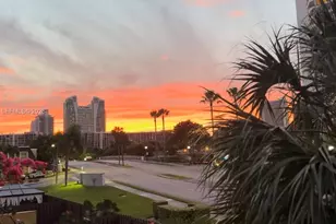 2308 NE 7th St, Hallandale Beach, FL 33009 - Photo 11