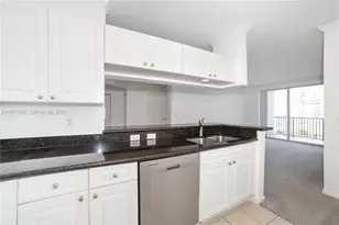 17150 N Bay Rd, Sunny Isles Beach, FL 33160 - Photo 43