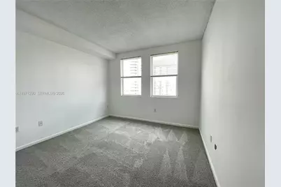 17150 N Bay Rd #2911, Sunny Isles Beach, FL 33160 - Photo 11