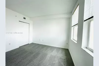 17150 N Bay Rd #2911, Sunny Isles Beach, FL 33160 - Photo 9
