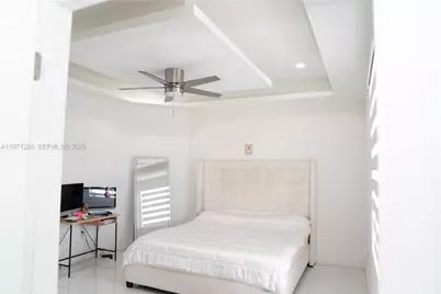 27561 SW 162nd Ct, Homestead, FL 33031 - Photo 15