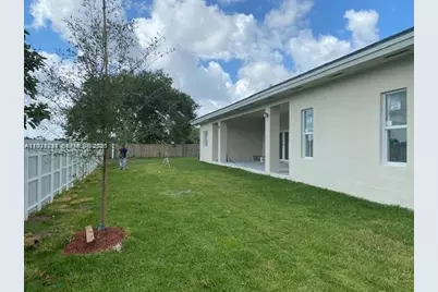 27561 SW 162nd Ct, Homestead, FL 33031 - Photo 3