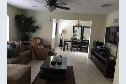 10863 NW 53 Ln, Doral, FL 33178 - Photo 15