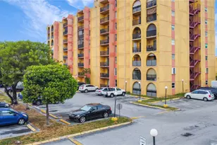 4717 NW 7th St, Miami, FL 33126 - Photo 19