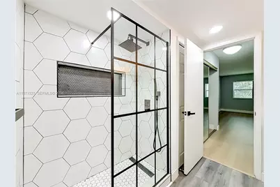 210 Lakeview Dr #306, Weston, FL 33326 - Photo 9