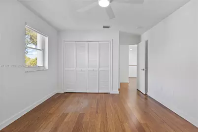 2870 SW 21st St, Miami, FL 33145 - Photo 25