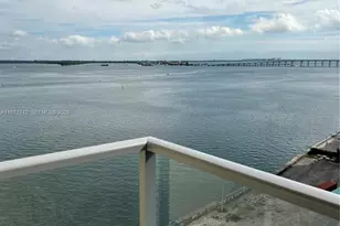 1155 Brickell Bay Dr, Miami, FL 33131 - Photo 21