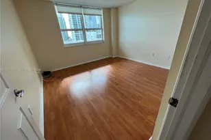 1155 Brickell Bay Dr, Miami, FL 33131 - Photo 13