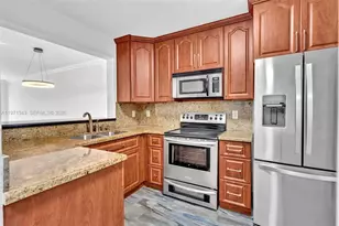 8900 Collins Ave, Surfside, FL 33154 - Photo 21