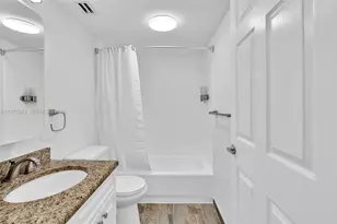8900 Collins Ave, Surfside, FL 33154 - Photo 5