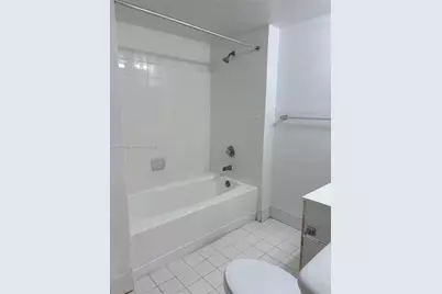 9640 NW 2nd St #5-105, Pembroke Pines, FL 33024 - Photo 13