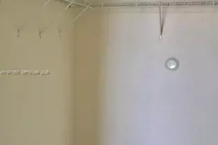 2731 SE 17th Ave, Homestead, FL 33035 - Photo 5