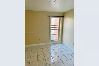 4705 NW 7th St #206-7, Miami, FL 33126 - Photo 7