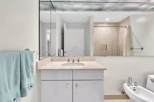 10101 Collins Ave, Bal Harbour, FL 33154 - Photo 27