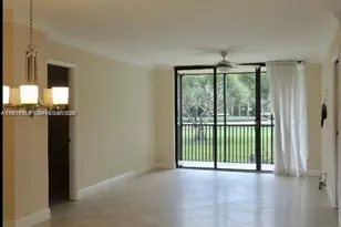 3101 N Country Club Dr, Aventura, FL 33180 - Photo 7