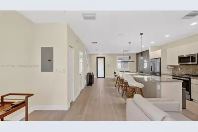 10455 NW 82nd St #9, Doral, FL 33178 - Photo 9