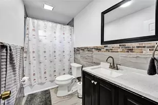 7570 Johnson St, Hollywood, FL 33024 - Photo 11