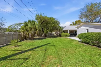 6140 SW 62nd St, South Miami, FL 33143 - Photo 17