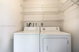 9446 S Belfort Cir, Tamarac, FL 33321 - Photo 25