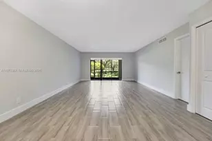 380 Racquet Club Rd, Weston, FL 33326 - Photo 17