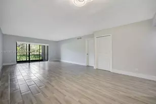 380 Racquet Club Rd, Weston, FL 33326 - Photo 15