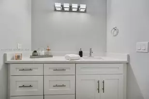 380 Racquet Club Rd, Weston, FL 33326 - Photo 19