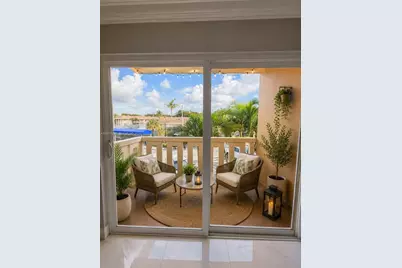 7430 Miami Lakes Dr #E210, Miami Lakes, FL 33014 - Photo 9