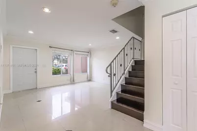 11191 SW 17th Mnr, Davie, FL 33324 - Photo 3