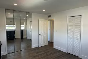 770 NE 128th St, North Miami, FL 33161 - Photo 11