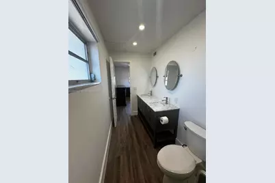 770 NE 128th St #303, North Miami, FL 33161 - Photo 7