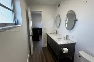 770 NE 128th St, North Miami, FL 33161 - Photo 7