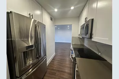 770 NE 128th St #303, North Miami, FL 33161 - Photo 3