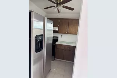 9041 Sunrise Lakes Blvd #303, Sunrise, FL 33322 - Photo 1