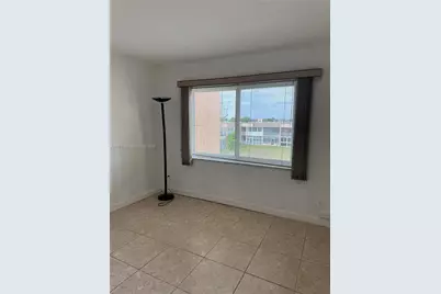 9041 Sunrise Lakes Blvd #303, Sunrise, FL 33322 - Photo 19