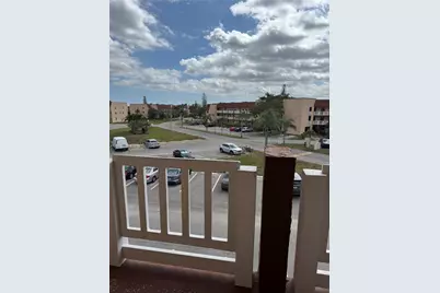 9041 Sunrise Lakes Blvd #303, Sunrise, FL 33322 - Photo 35