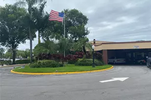 9041 Sunrise Lakes Blvd, Sunrise, FL 33322 - Photo 41