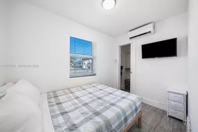 1297 NE 110th Ter, Miami, FL 33161 - Photo 41