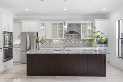 1282 SW 113th Way, Pembroke Pines, FL 33025 - Photo 31