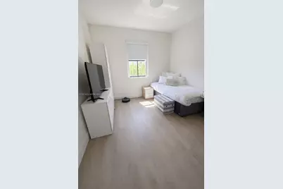10255 NW 89th Ter, Doral, FL 33178 - Photo 15