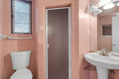 4582 Royal Palm Ave, Miami Beach, FL 33140 - Photo 9