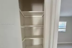 921 SW 74th Terrace, North Lauderdale, FL 33068 - Photo 7