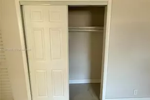 921 SW 74th Terrace, North Lauderdale, FL 33068 - Photo 5