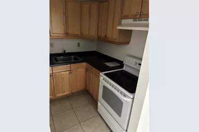 7900 Camino Cir #308, Miami, FL 33143 - Photo 15