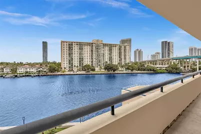 19355 Turnberry Way #3J, Aventura, FL 33180 - Photo 21