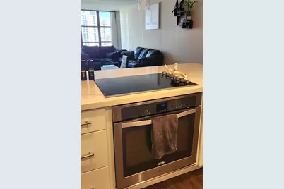 1000 Parkview Dr #1026, Hallandale Beach, FL 33009 - Photo 5