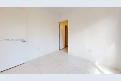 13824 SW 262 St, Homestead, FL 33032 - Photo 9