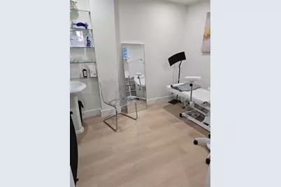 5738 Sunset Dr, South Miami, FL 33143 - Photo 9