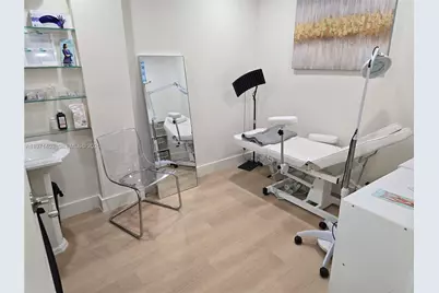 5738 Sunset Dr, South Miami, FL 33143 - Photo 11