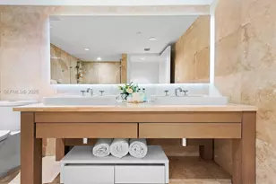 102 24th St, Miami Beach, FL 33139 - Photo 15