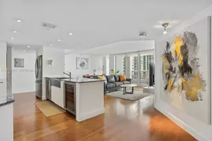 1717 N Bayshore Dr, Miami, FL 33132 - Photo 3